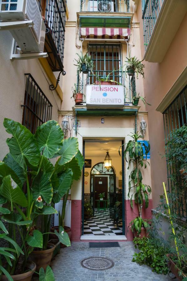 Pension San Benito Abad Sevilla Exterior foto